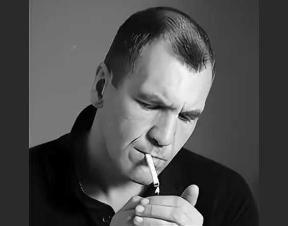 Россияне надеются, что Шугалей напишет книгу-автобиографию о Ливии