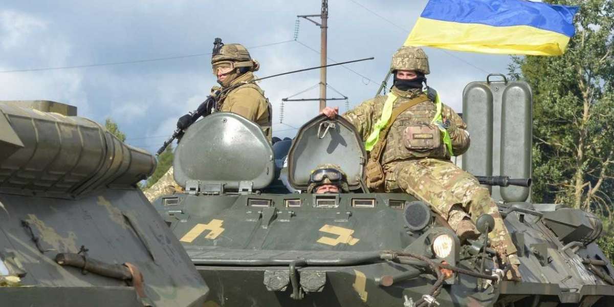 Делегация военного атташе США посетит позиции ВСУ в Донбассе