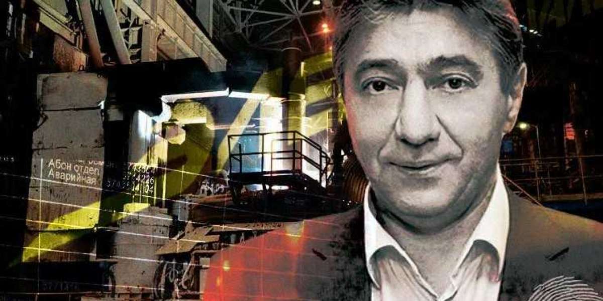 Пекарев похвастался политическим опытом, но не уточнил пару серьёзных деталей