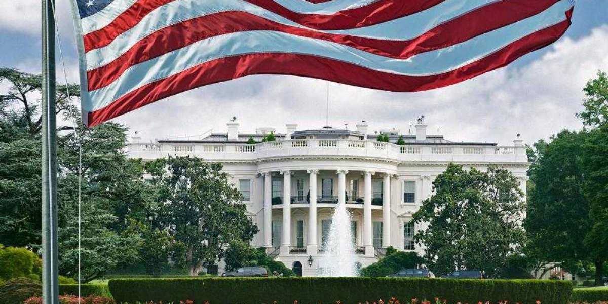 Госдеп США не может найти бутылку: цена потери $5800
