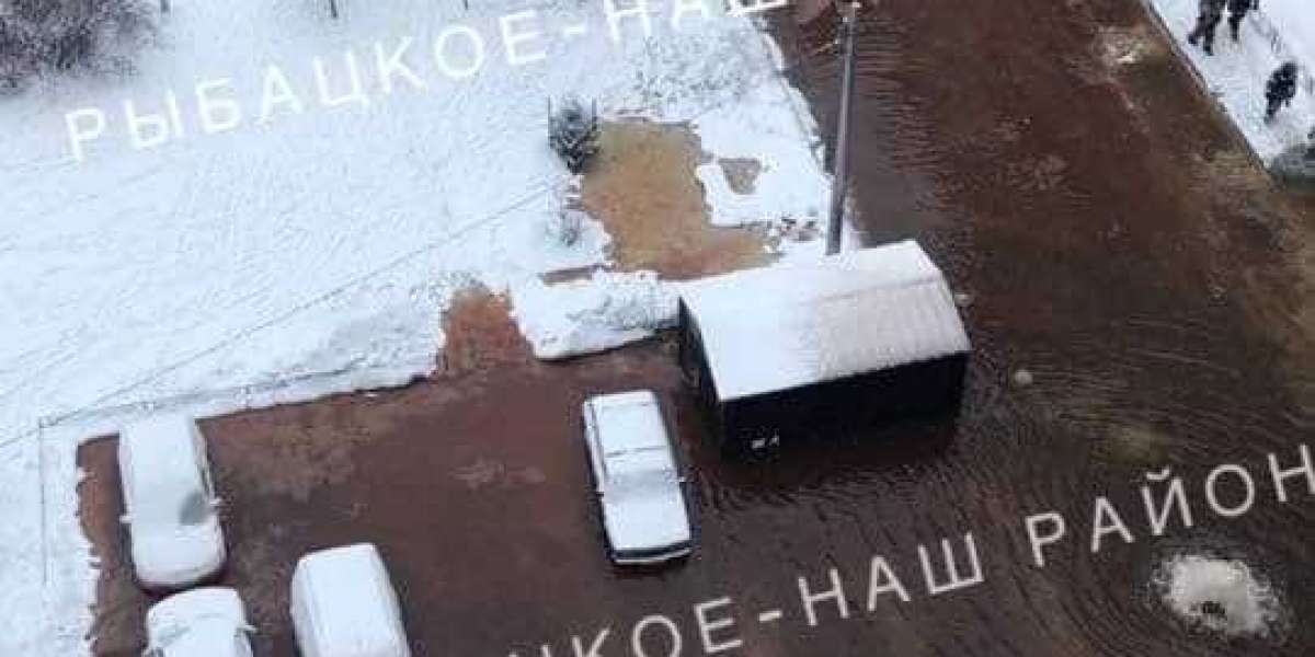 Потоп в Рыбацком оставил пять домов без основного водоснабжения