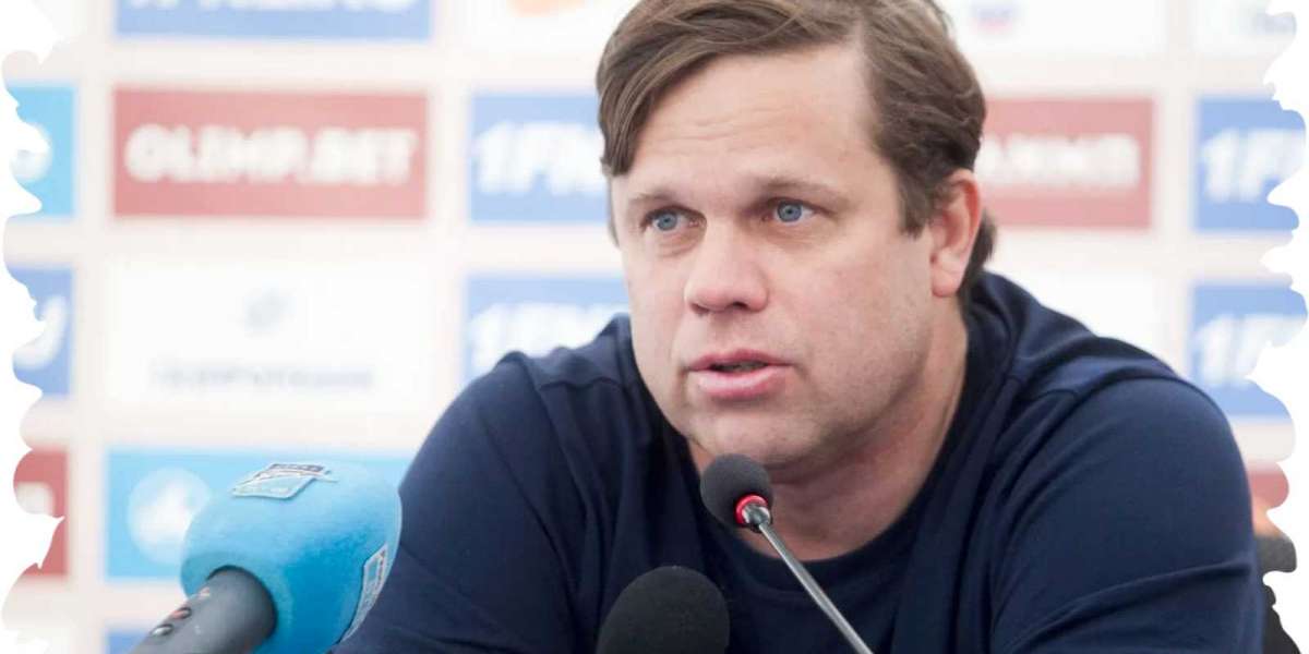 Владислав Радимов дал комментарий по поводу провала снегоуборки Смольным в Петербурге