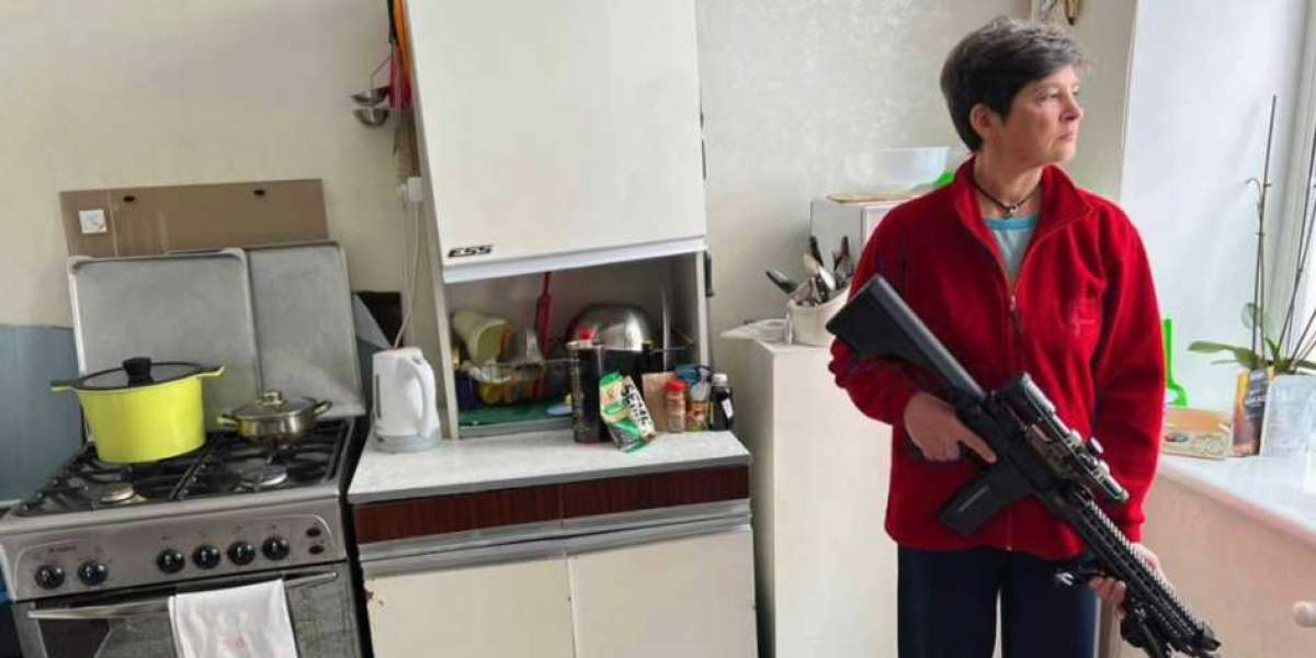 Украинцев учат правильному патриотизму